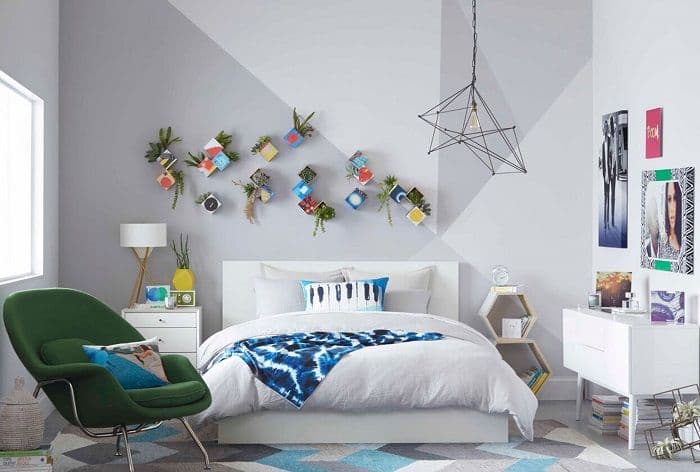 diy_bedroom_Handmade_decor_wall_plants.jpg