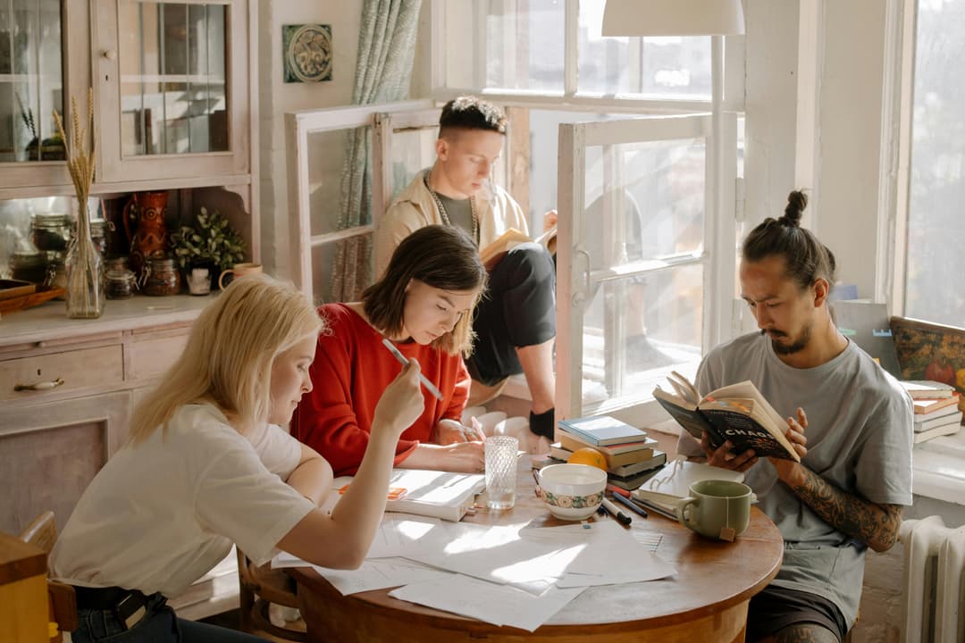 Finding the Best Flatmate Experience in College