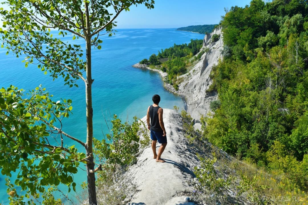visiting-scarborough-bluffs.jpg