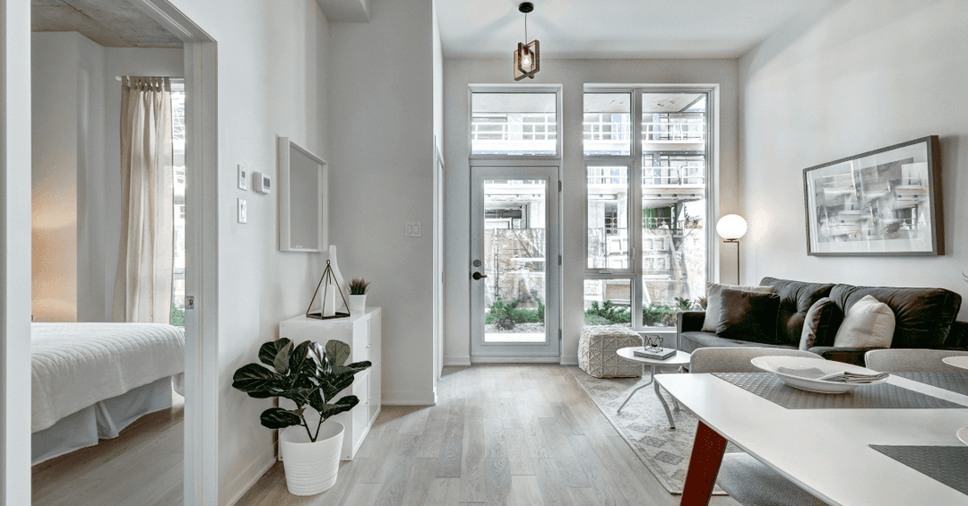white-toronto-canada-flat-interior.png