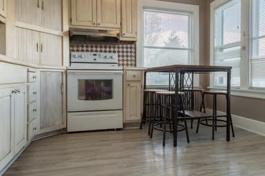 Place Preview main user avatar