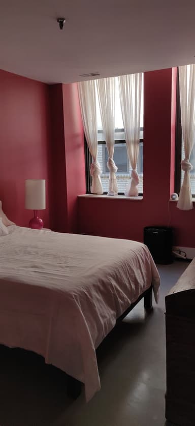 Place Preview main user avatar