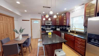 Place Preview main user avatar