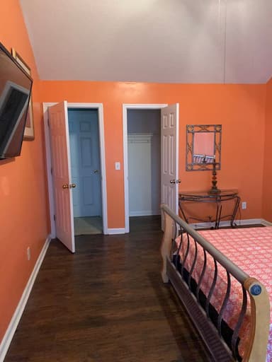 Place Preview main user avatar