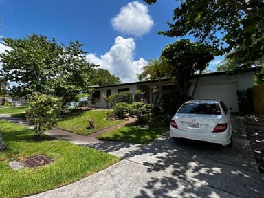 Place Preview main user avatar