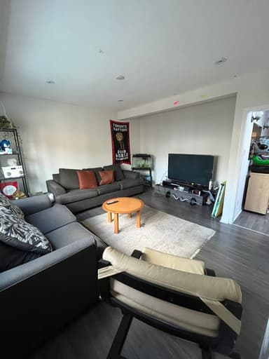 Place Preview main user avatar