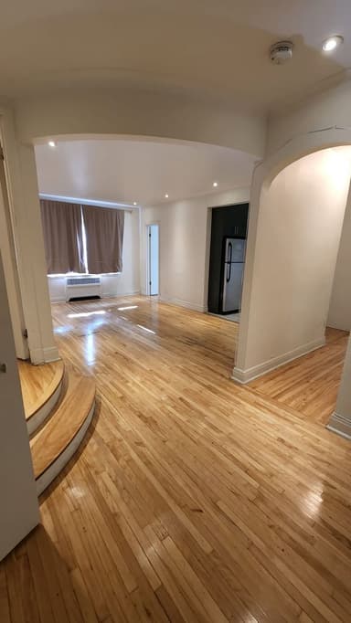 Place Preview main user avatar