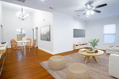 Place Preview main user avatar