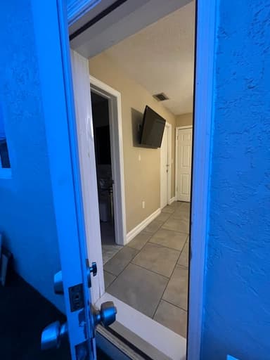 Place Preview main user avatar