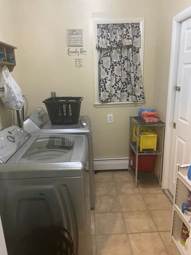 Place Preview main user avatar