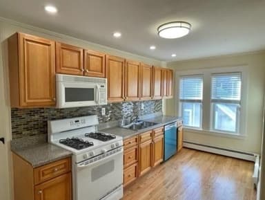 Place Preview main user avatar