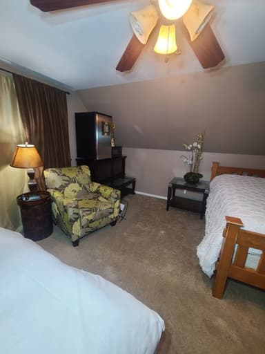 Place Preview main user avatar