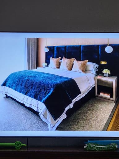 Place Preview main user avatar