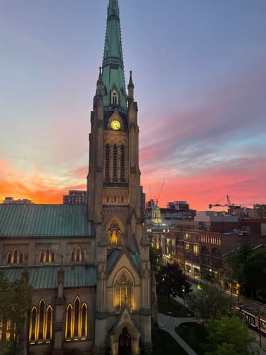 Place Preview main user avatar