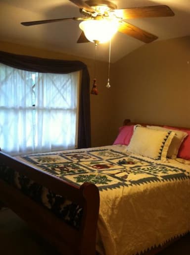 Place Preview main user avatar