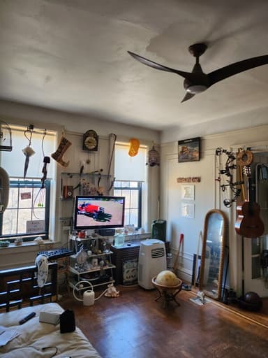 Place Preview main user avatar