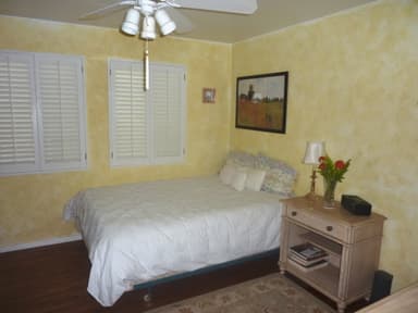 Place Preview main user avatar