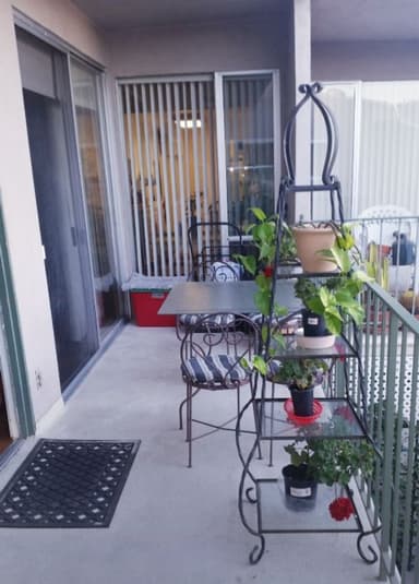 Place Preview main user avatar