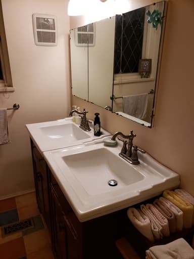 Place Preview main user avatar