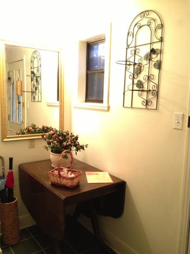 Place Preview main user avatar