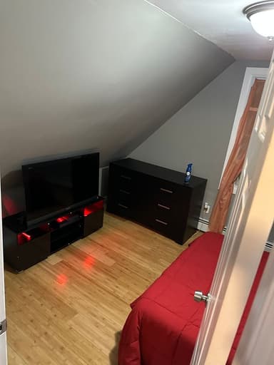 Place Preview main user avatar