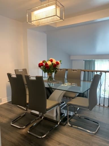 Place Preview main user avatar