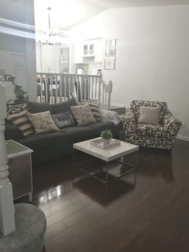 Place Preview main user avatar