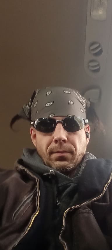 Place Preview main user avatar