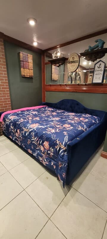 Place Preview main user avatar