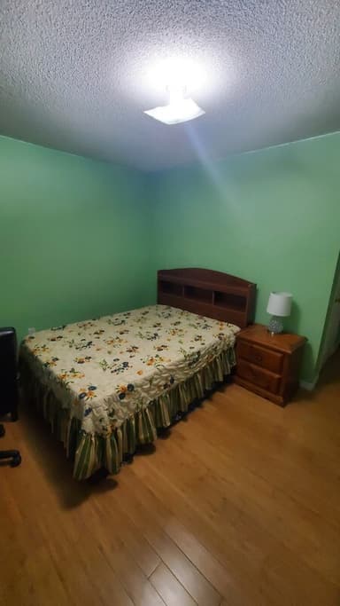 Place Preview main user avatar