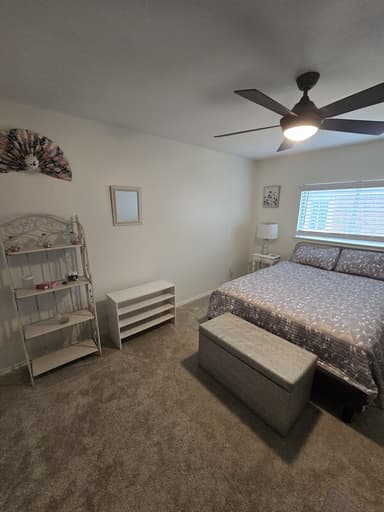 Place Preview main user avatar