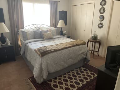 Place Preview main user avatar