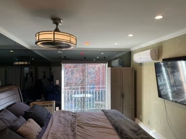 Place Preview main user avatar