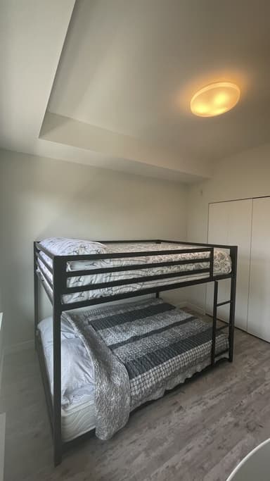 Place Preview main user avatar