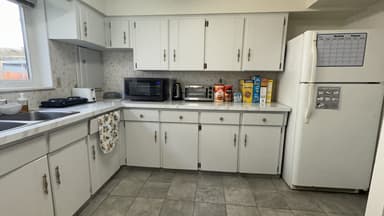 Place Preview main user avatar