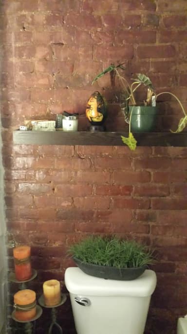 Place Preview main user avatar