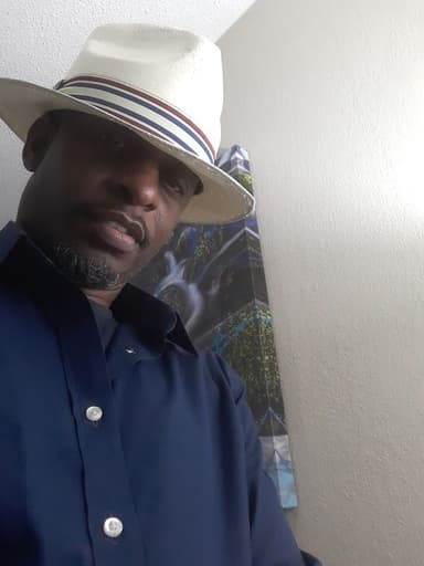 Place Preview main user avatar