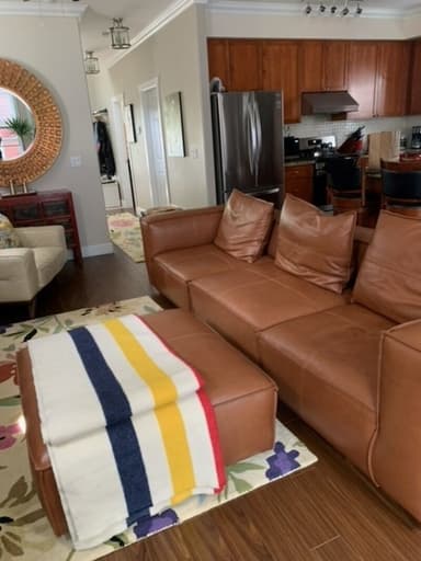 Place Preview main user avatar