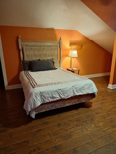 Place Preview main user avatar