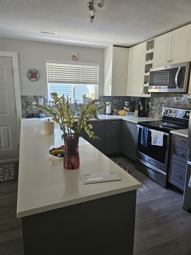 Place Preview main user avatar