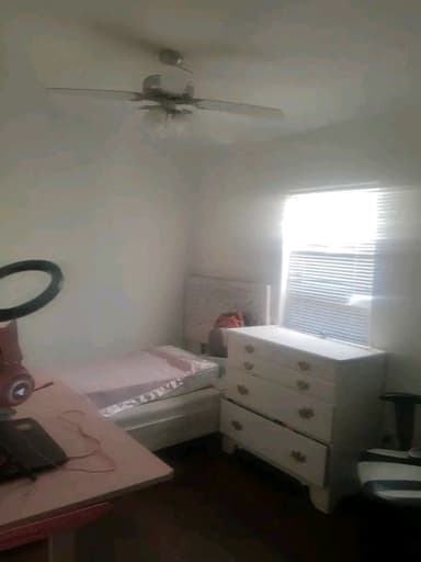 Place Preview main user avatar