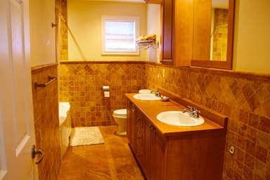 Place Preview main user avatar