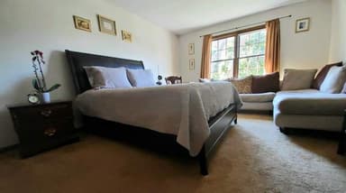 Place Preview main user avatar