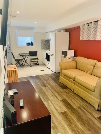 Place Preview main user avatar