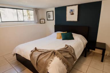 Place Preview main user avatar