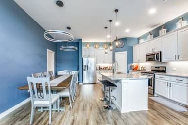 Place Preview main user avatar