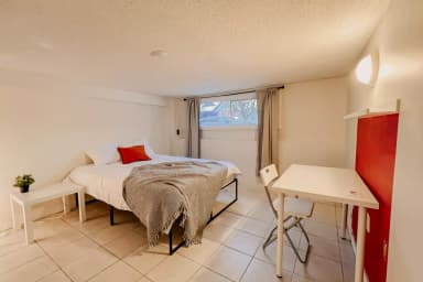 Place Preview main user avatar