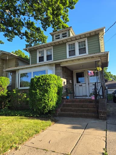 Place Preview main user avatar