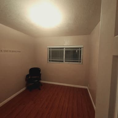 Place Preview main user avatar