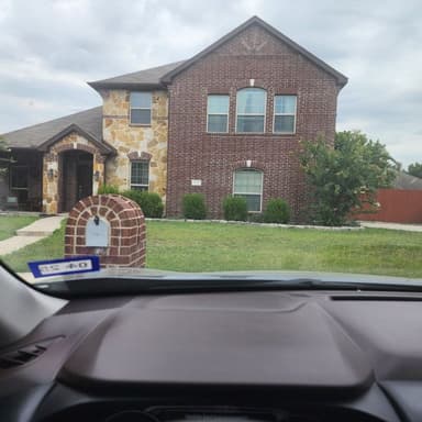 Place Preview main user avatar